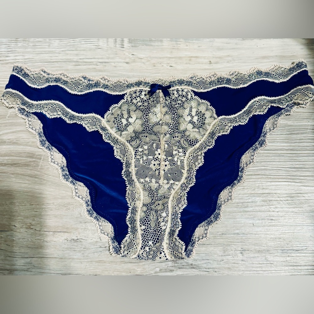 Victoria's Secret bikini panties. Size M. Blue and beige with lurex thread lace